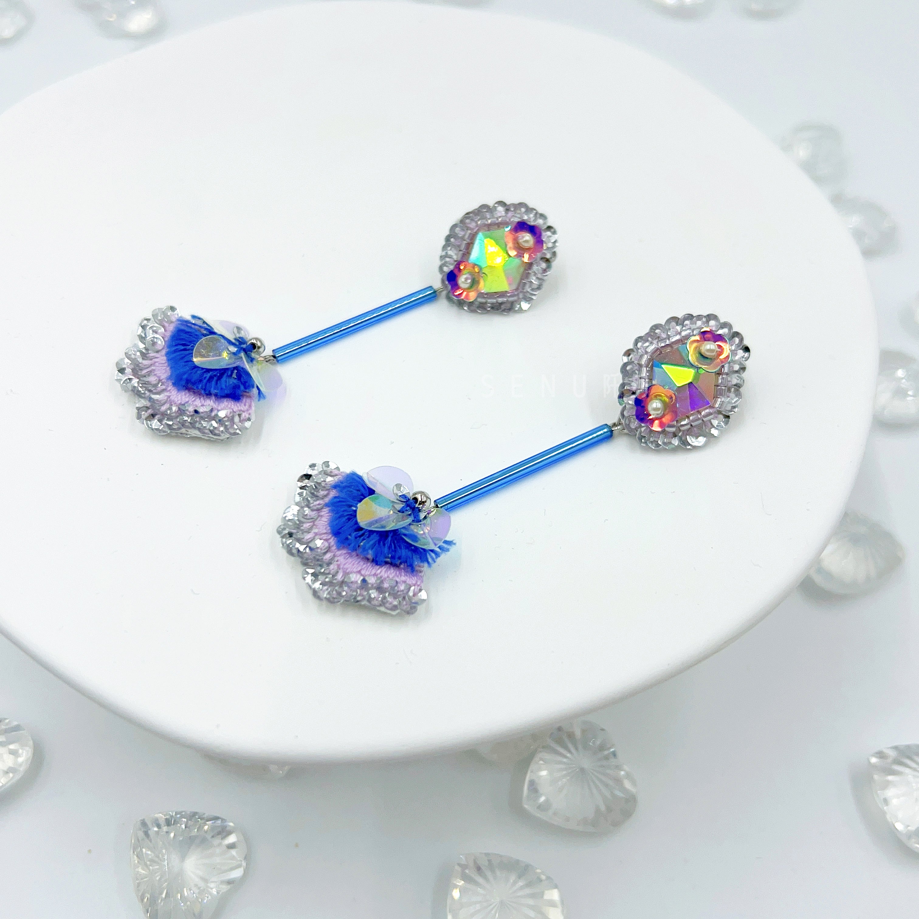 【日本手藝師|日本手作飾物|刺繡|耳飾|耳環】 菱鑽吊扇形刺繡耳環