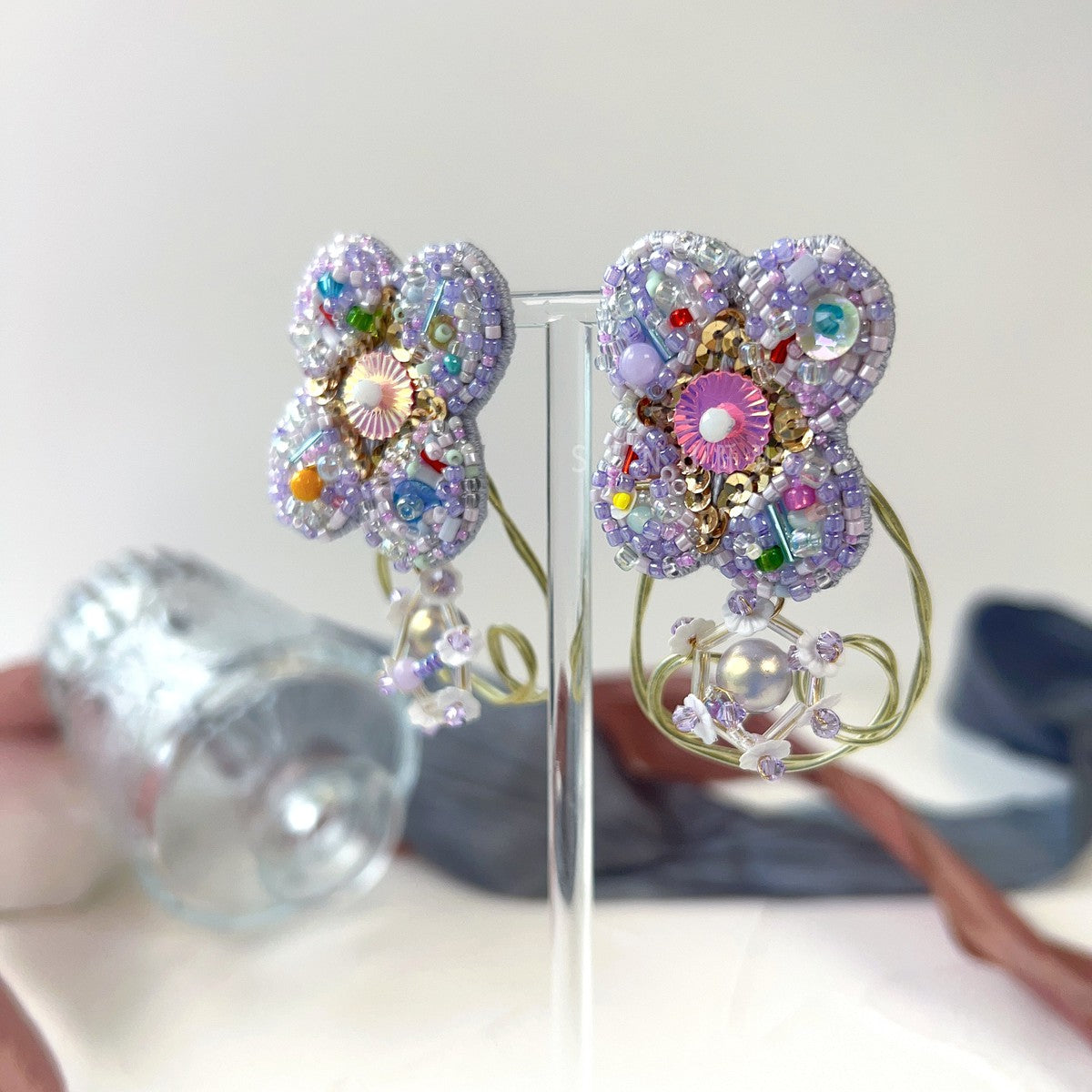 【日本設計師|日本手作飾物|刺繡|耳飾|耳環】 花花刺繡串珠手工耳環