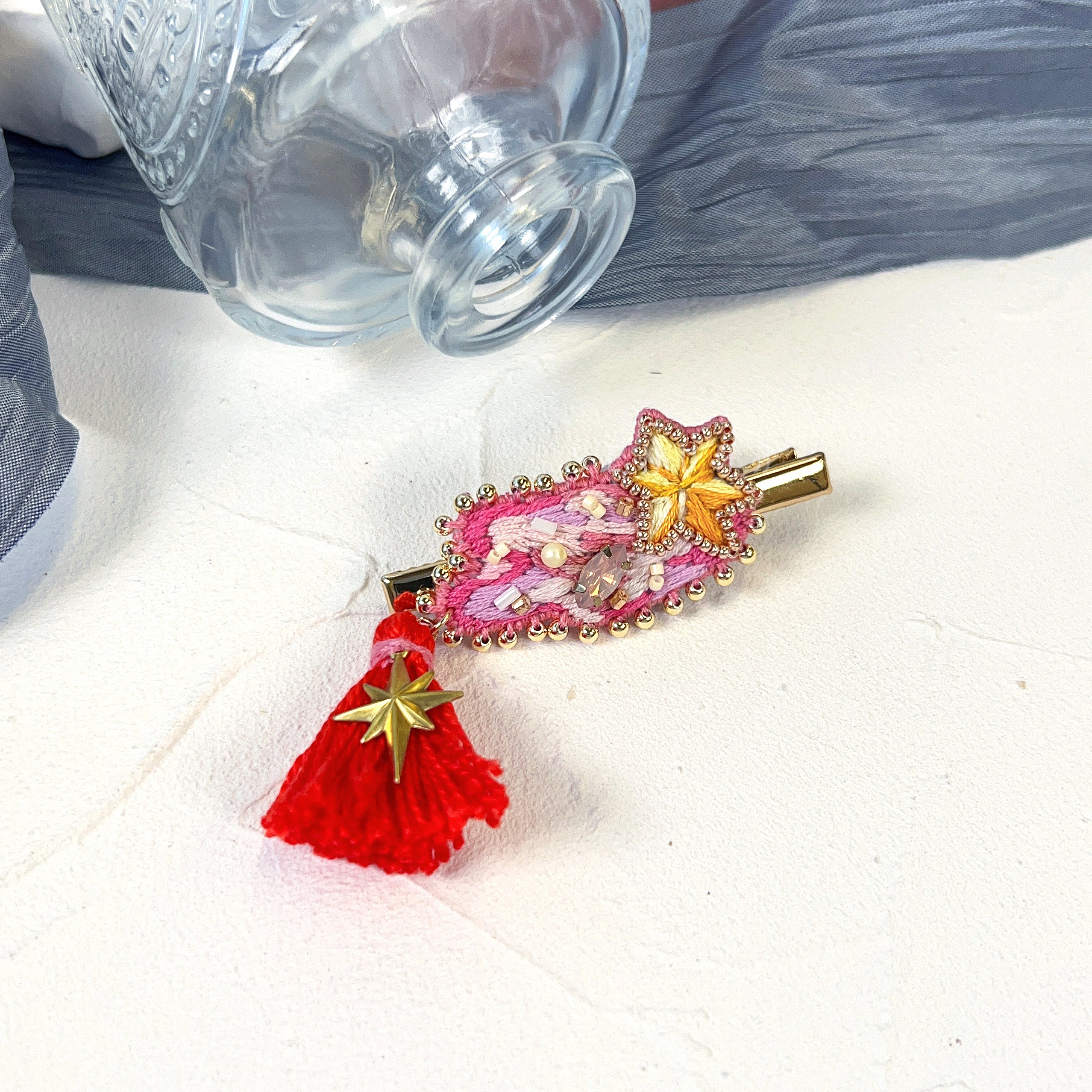 【日本設計師|日本手作飾物|刺繡|頭飾/髮飾|髮夾】 流星流蘇刺繡串珠髮夾