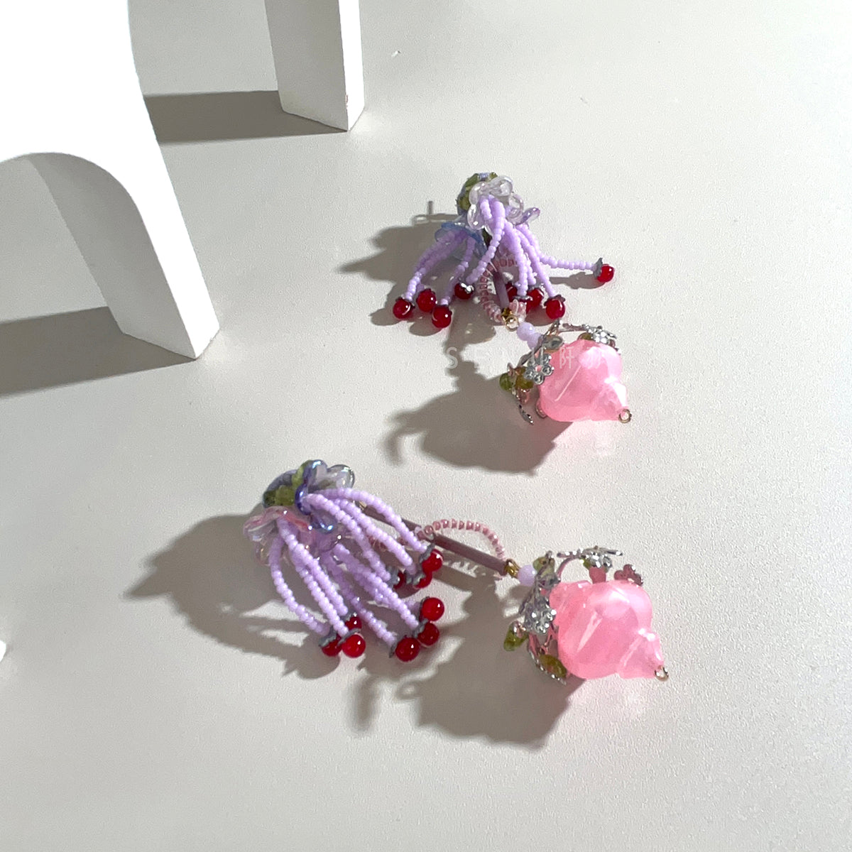 【日本設計師|日本手作飾物|刺繡|耳飾|耳環】 珠珠流蘇吊大珠珠繡耳環