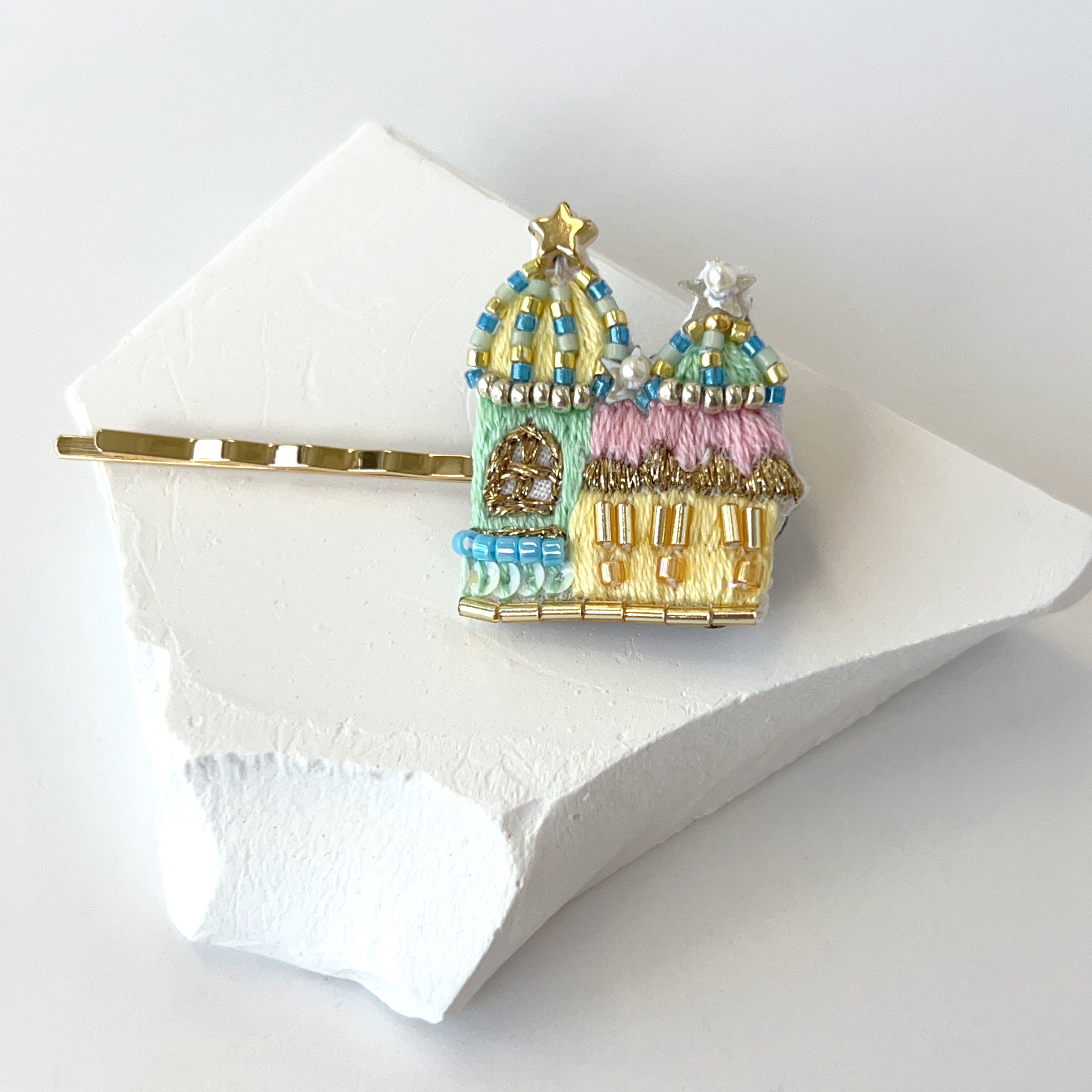 【日本手藝師|日本手作飾物|刺繡|頭飾/髮飾|髮夾】 皇宮釘珠刺繡一字髮夾