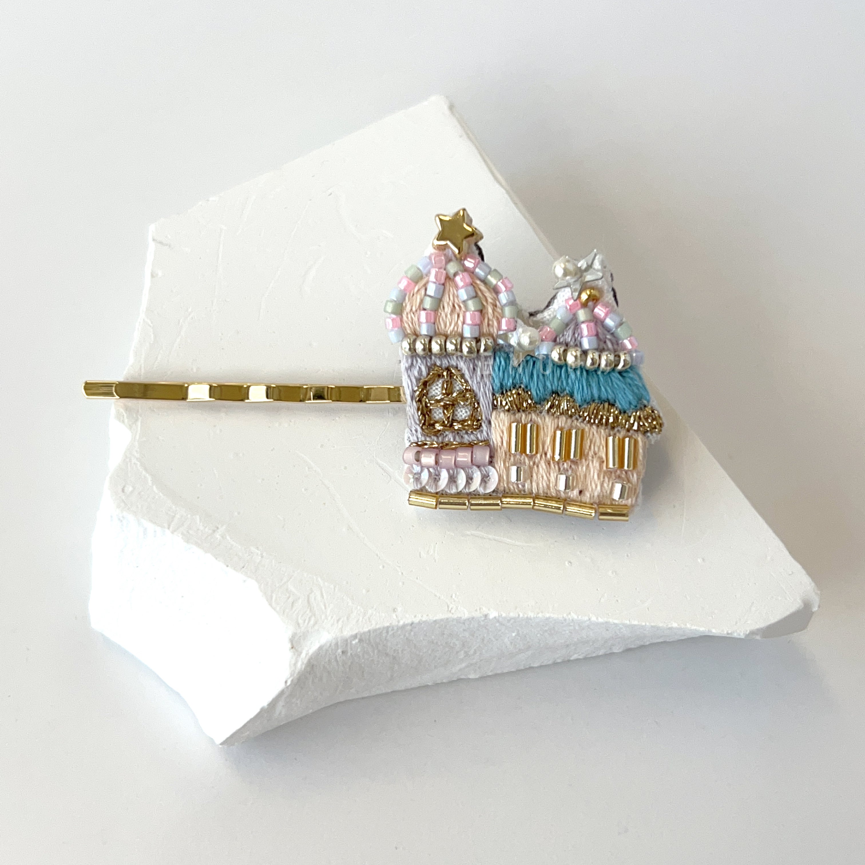 【日本手藝師|日本手作飾物|刺繡|頭飾/髮飾|髮夾】 皇宮釘珠刺繡一字髮夾