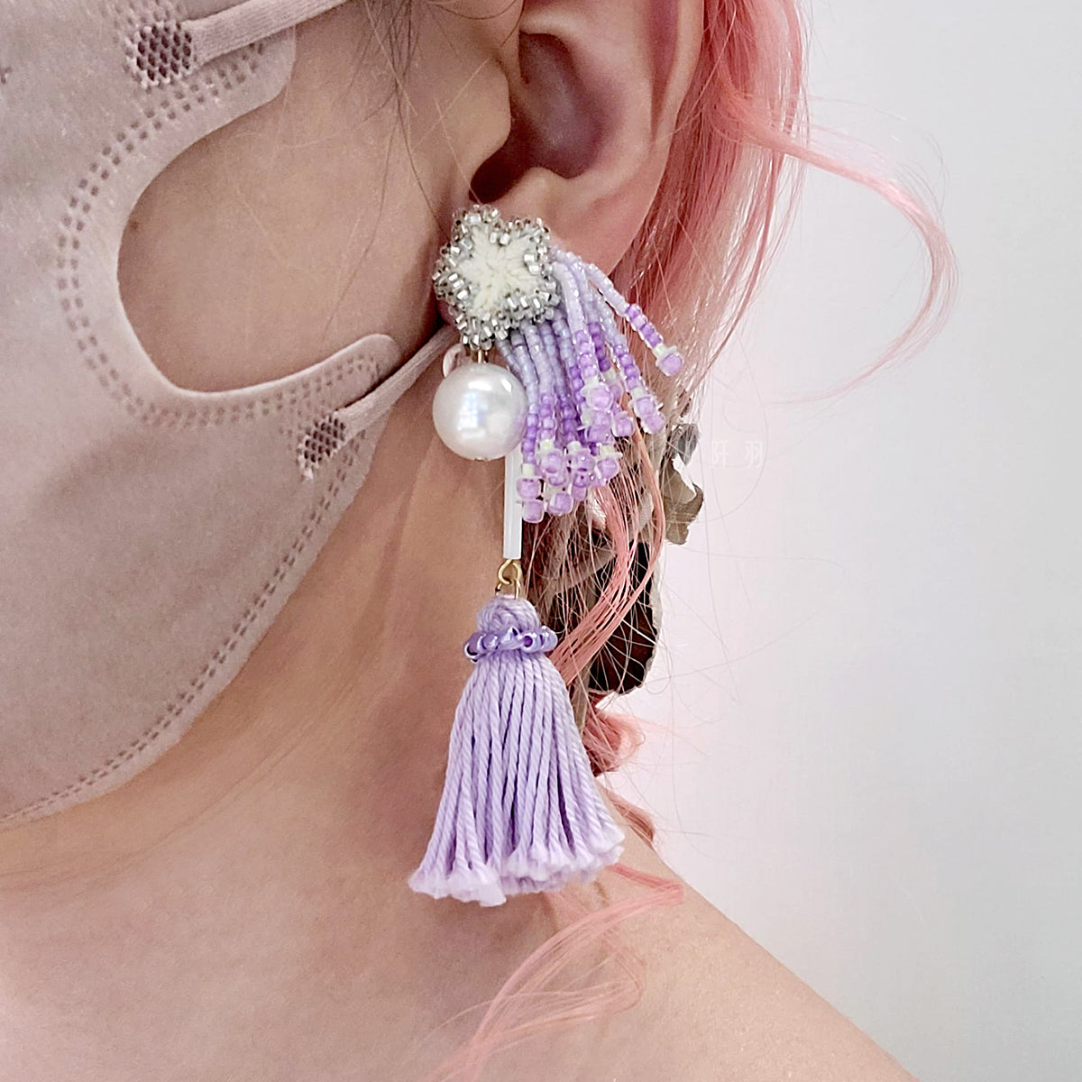 [Japanese Designer | Japanese Handmade Accessories | Embroidery | Earrings | Earrings] Meteor Tassel Embroidered Beaded Earrings