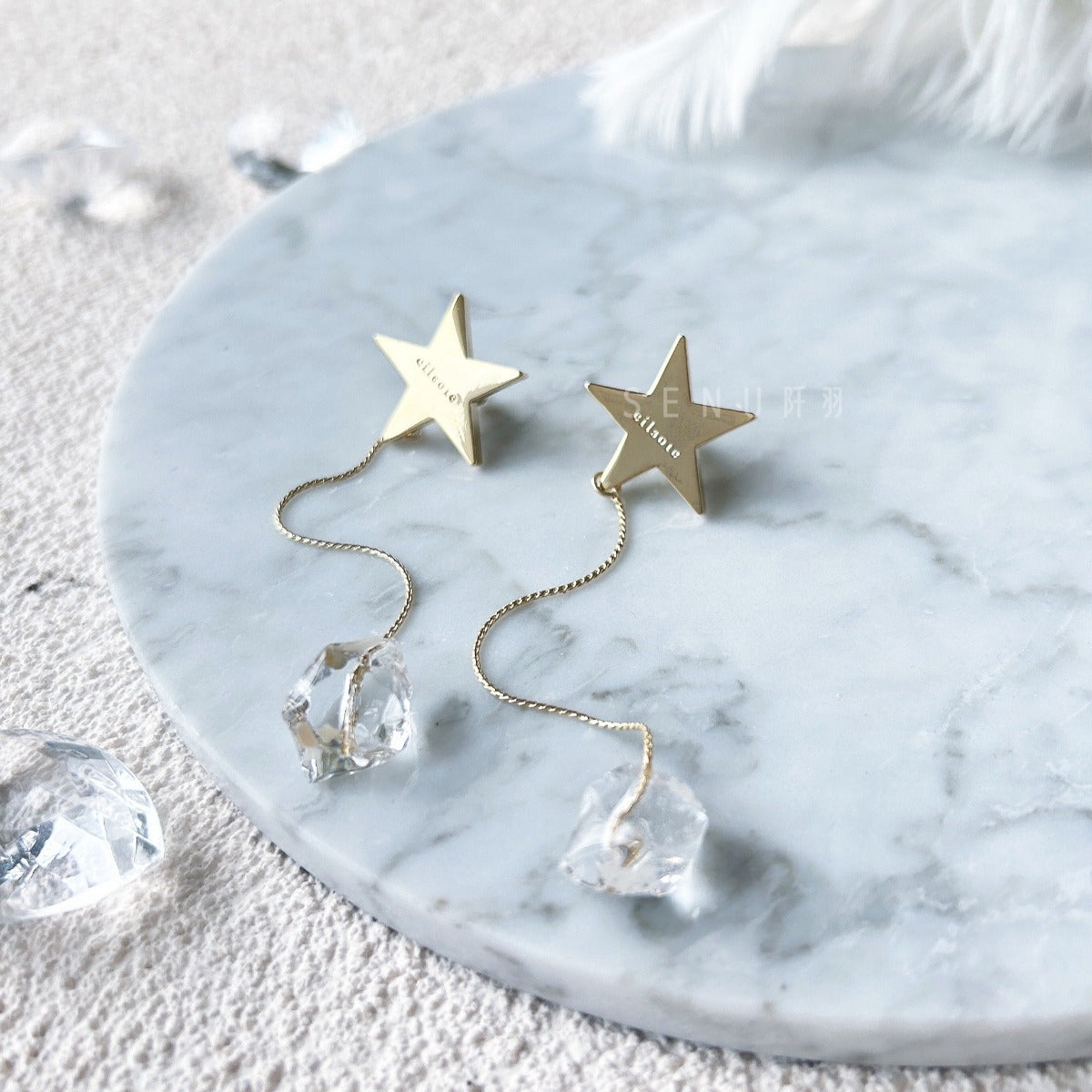 [Japanese craftsman｜Japanese handmade accessories｜Beads｜Earrings｜Earrings] Star hanging ice grain long earrings
