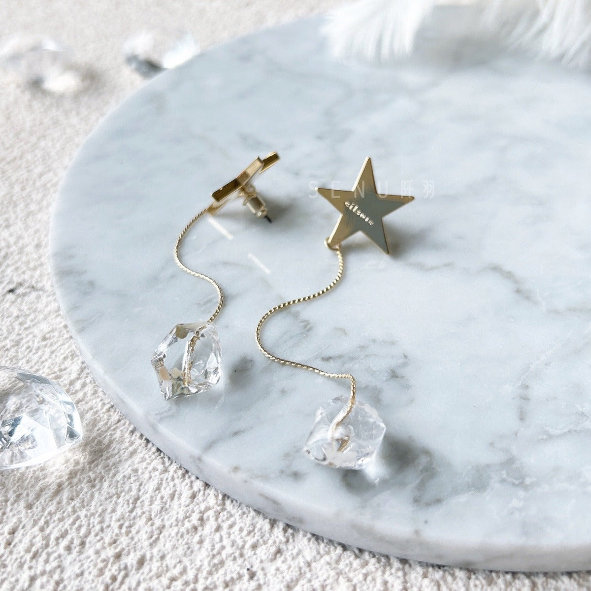 [Japanese craftsman｜Japanese handmade accessories｜Beads｜Earrings｜Earrings] Star hanging ice grain long earrings