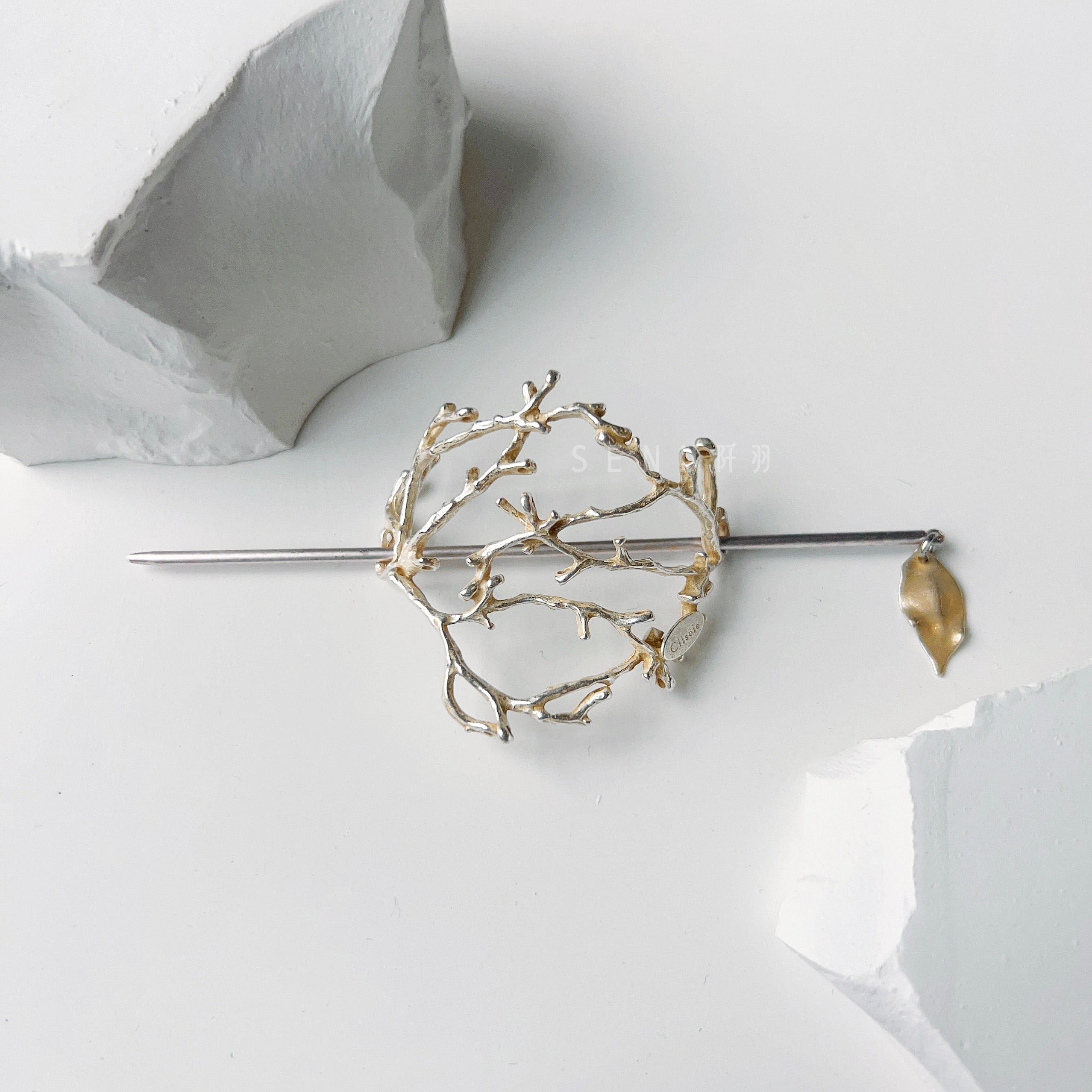 [Japanese craftsman｜Japanese handmade accessories｜Beads｜Headwear/hair accessories｜Hairpins] Branch-shaped metal hairpins