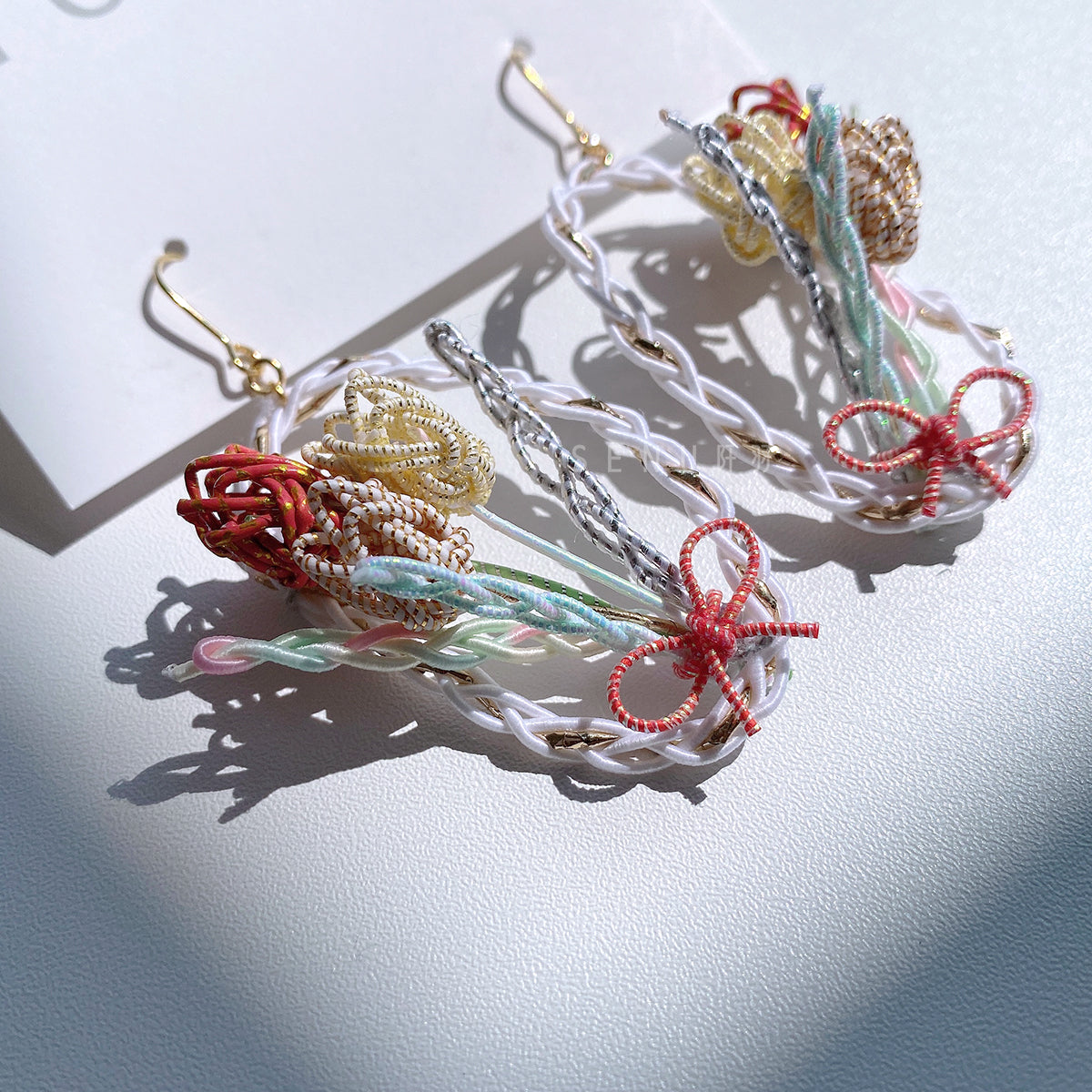 [Japanese craftsman｜Japanese handmade accessories｜Mizuhiki|Earrings|Earrings] Tulip bunch Mizuhiki rope knot handmade earrings