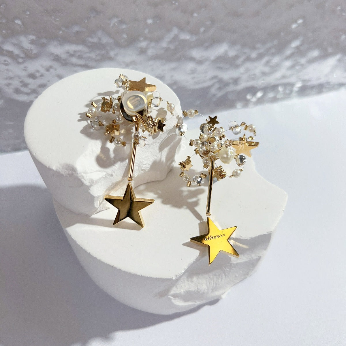 [Japanese craftsman｜Japanese handmade accessories｜Beads｜Earrings｜Earrings] Meteor Shower Beaded Long Earrings