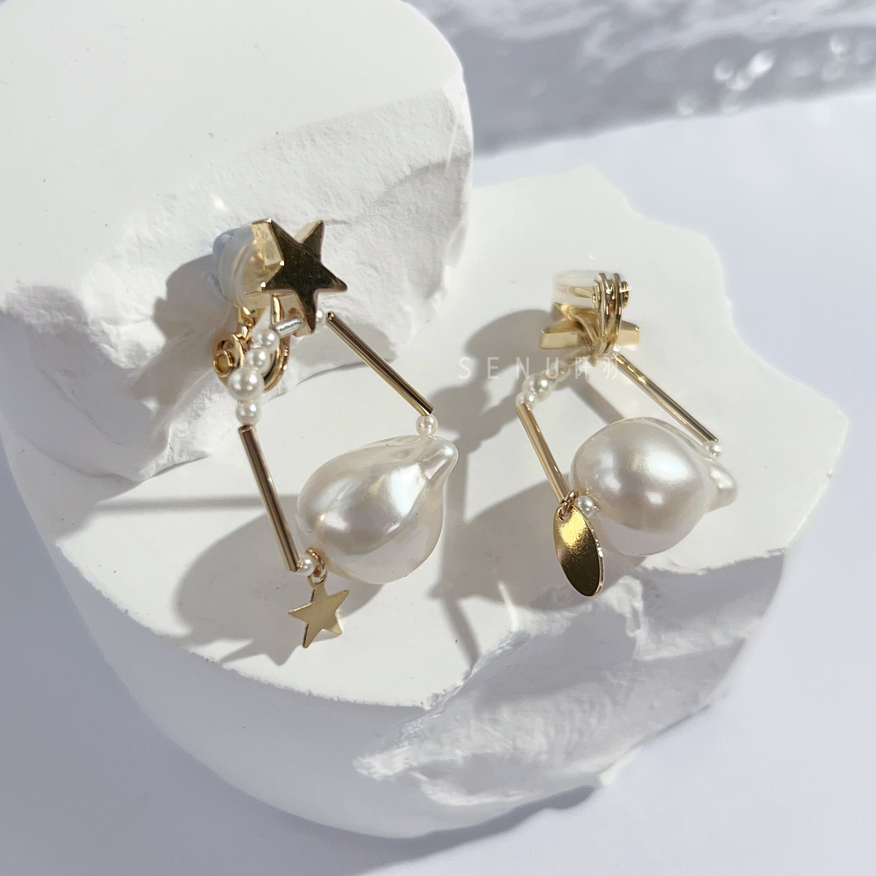 [Japanese craftsman｜Japanese handmade accessories｜Beads｜Earrings｜Earrings] Constellation special-shaped imitation pearl beaded earrings