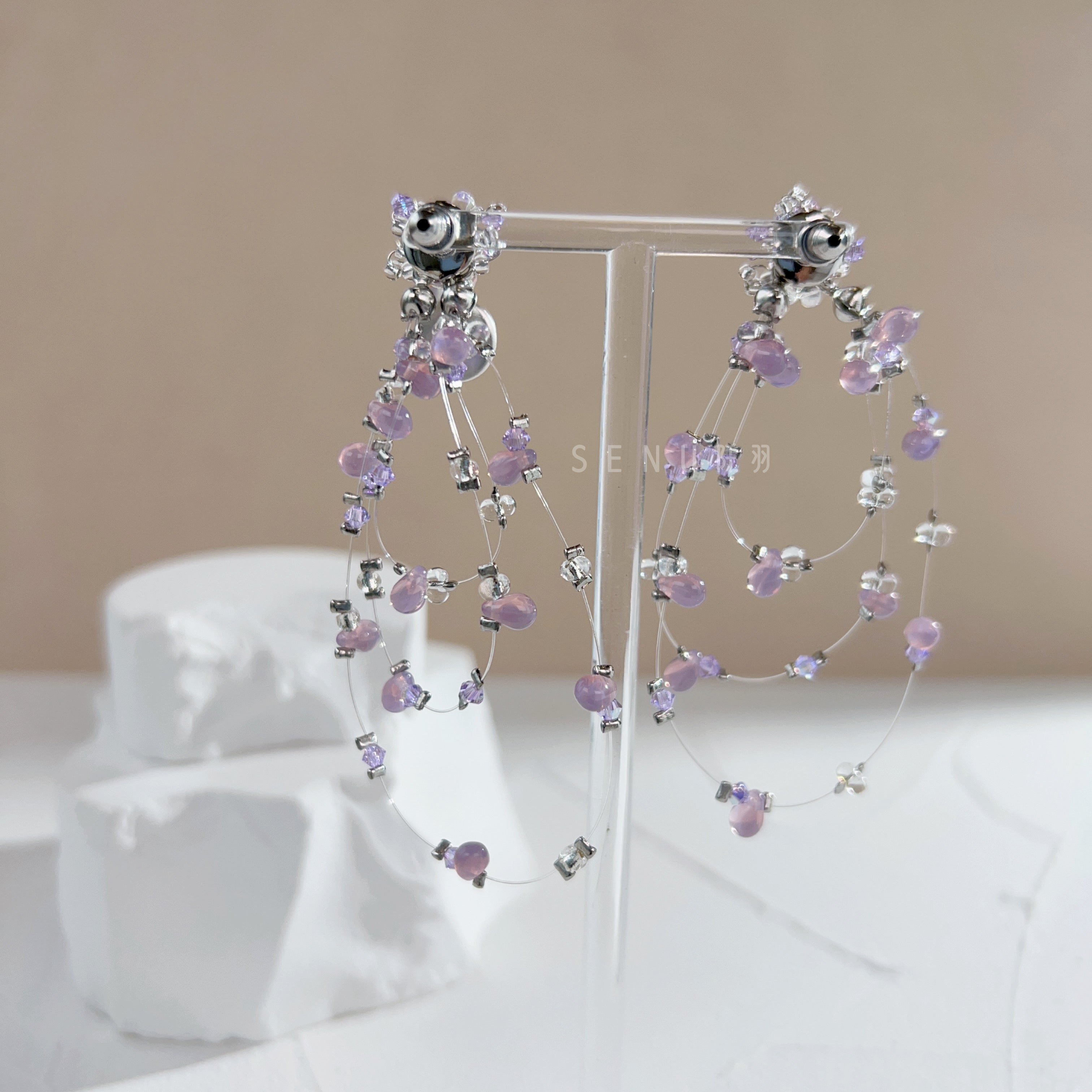 [Japanese craftsman｜Japanese handmade accessories｜Beads｜Earrings｜Earrings] Transparent Meteor Shower Beaded Earrings