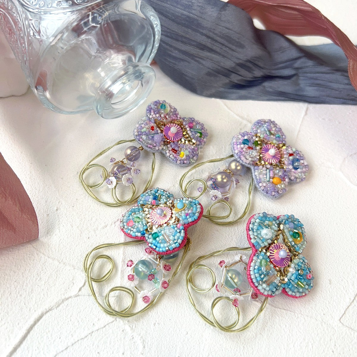 【日本設計師｜日本手作飾物｜刺繡｜耳飾｜耳環】 花花刺繡串珠手工耳環