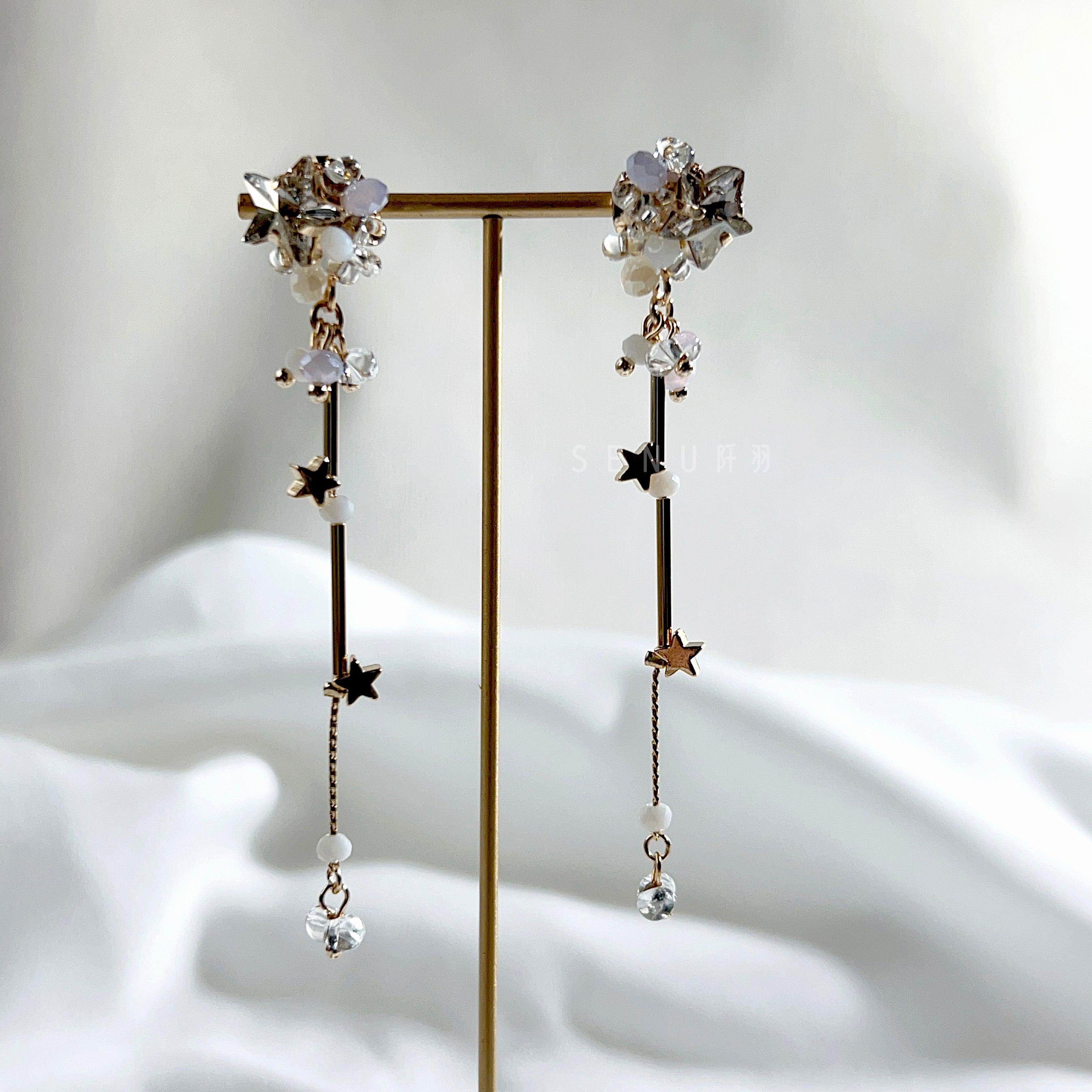 [Senu Limited Edition] Claw Diamond Star Tube Beaded Earrings