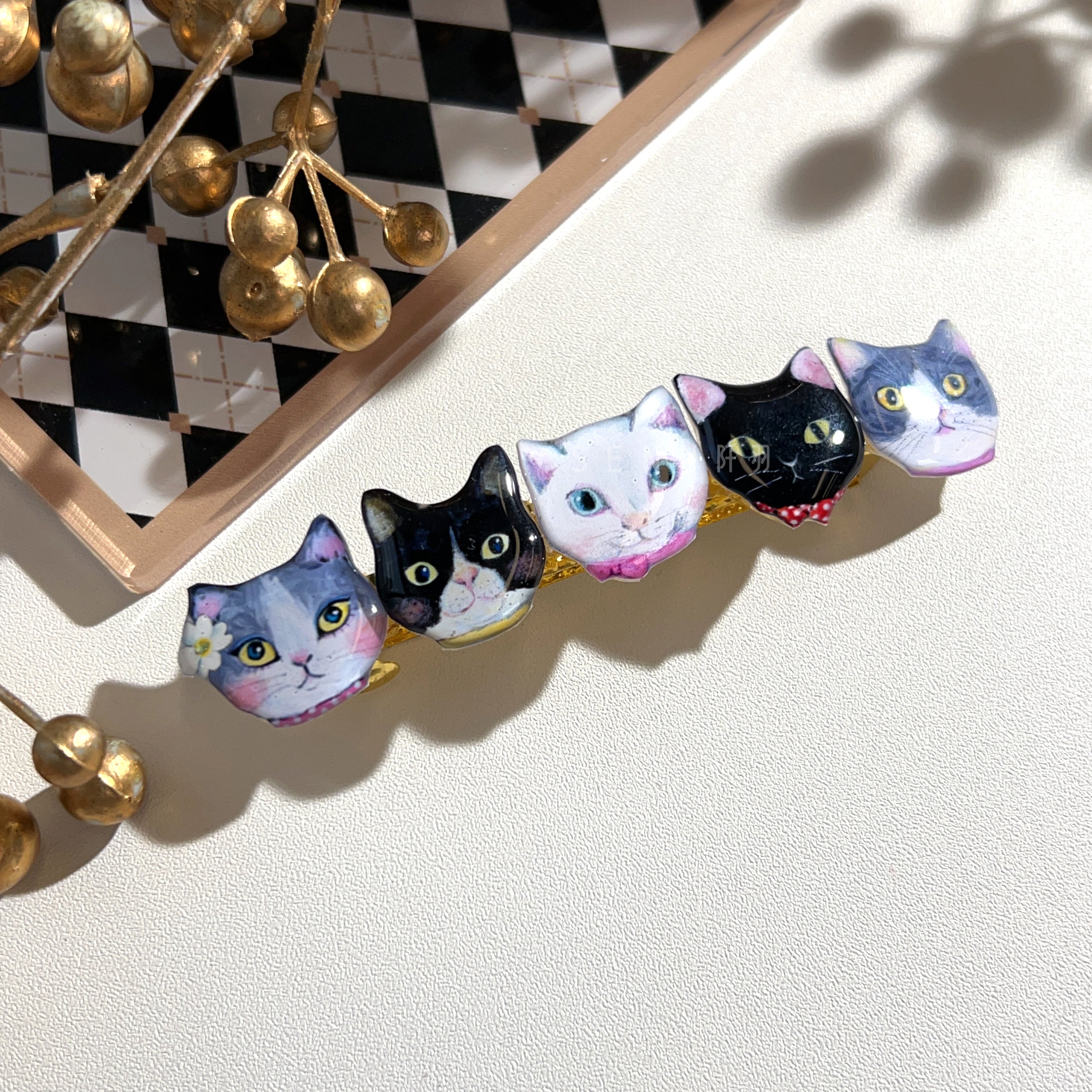 [Japanese designer | Japanese handmade accessories | Resin | Headwear/hair accessories | Hairpins] Rows of animal hand-painted hairpins