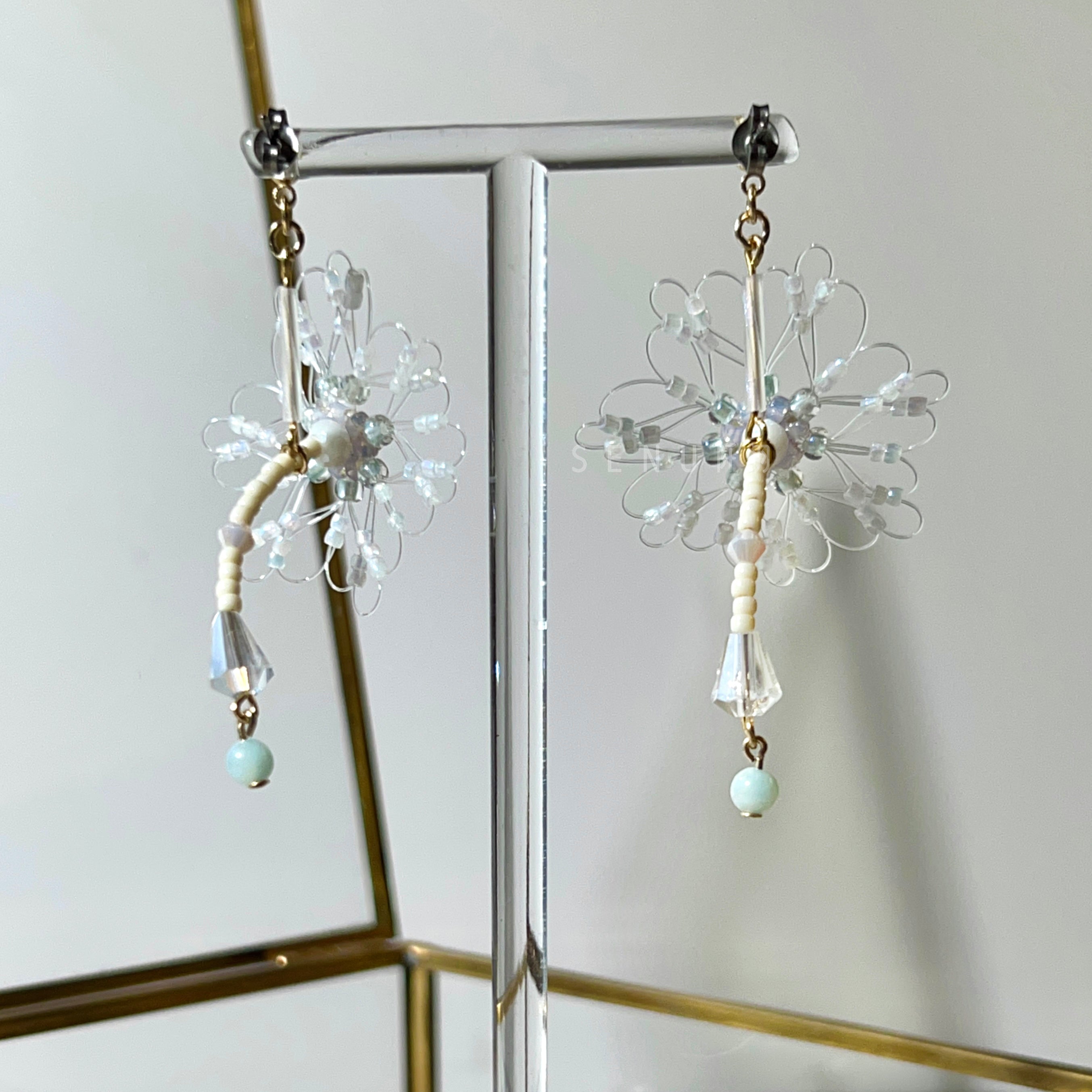 [Japanese Designer | Japanese Handmade Accessories | Beads | Earrings | Earrings] Pastel Fish Silk Pujuying Beaded Earrings